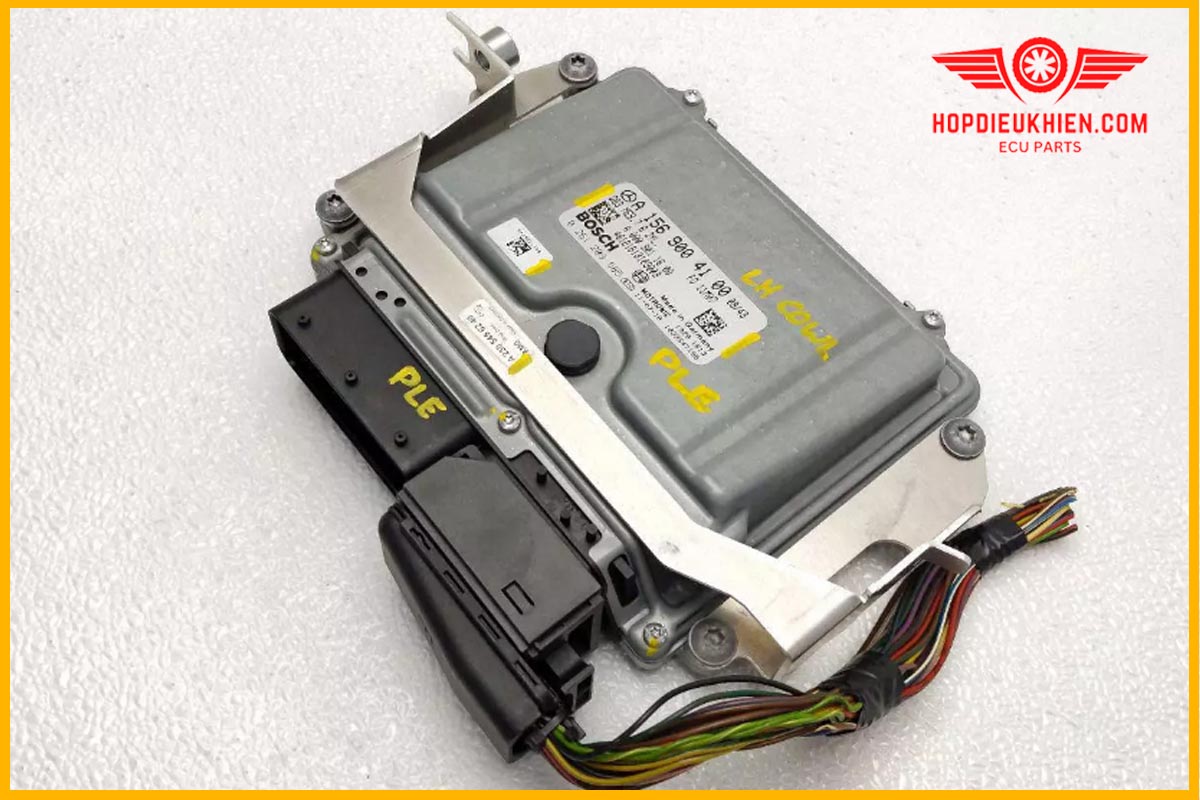 Hop-ecu-a156-mercedes-s63-w221 (2)